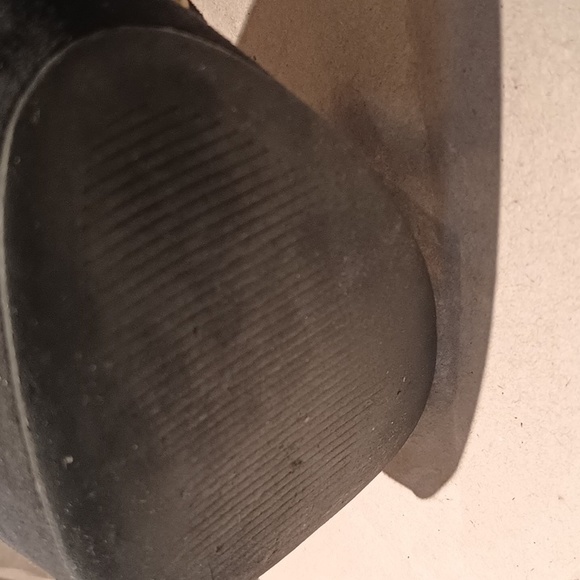 Michael kors platform black suede with gold trim shoes size 6 and 1/2 medium - Picture 6 of 10